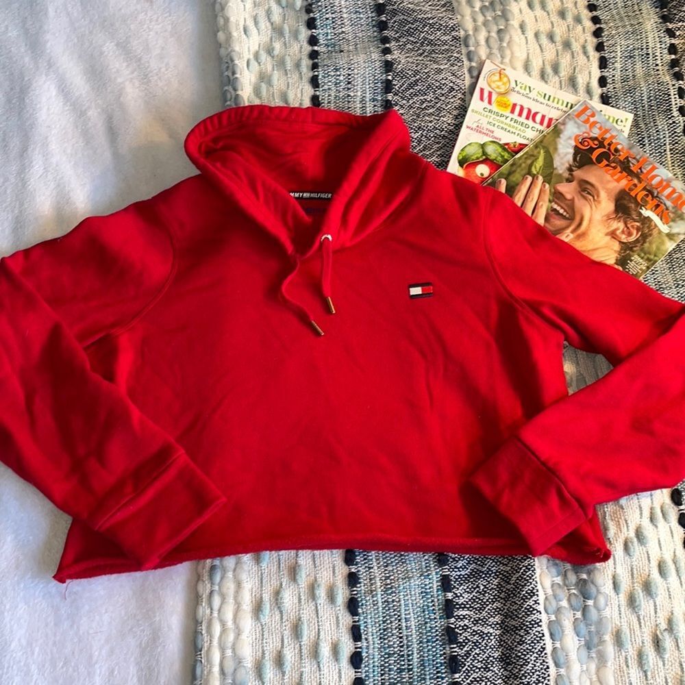 Tommy Hilfiger Fleeceback Mockneck Cropped Sweatshirt- medium